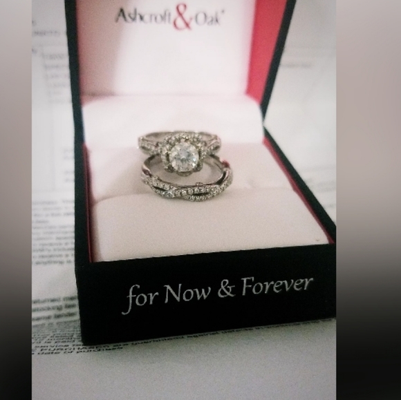 Engagement ring sets - Picture 6 of 8